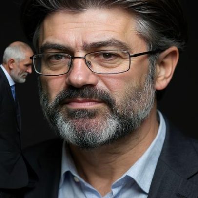 Khamenei afirma ter aceitado acordo com EUA por esforços do presidente iraniano