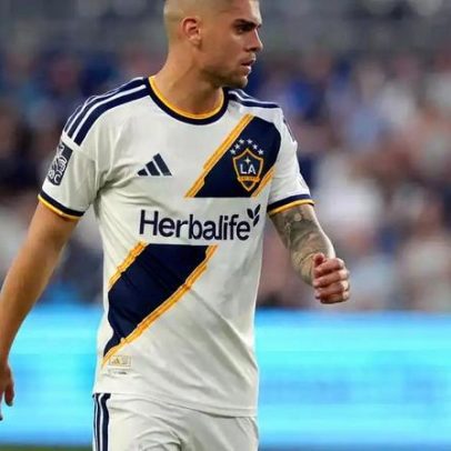 Bahia apresenta proposta ao LA Galaxy para Gabriel Pec retornar ao Brasil