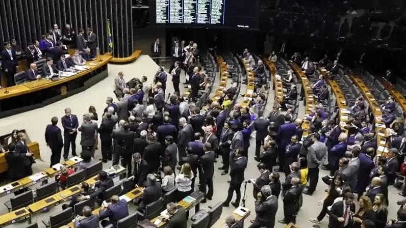 Parlamentares da oposição apresentaram projetos com temática de combate ao terrorismo na Câmara