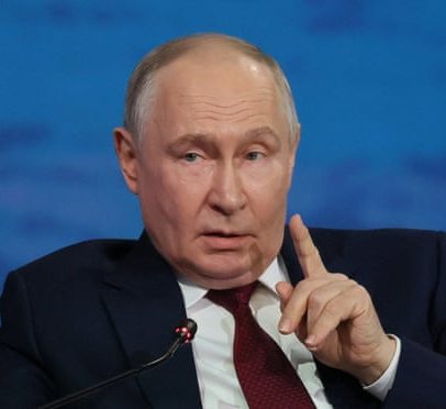 Putin rejeita reunião com Zelensky e reafirma objetivos de guerra na Ucrânia