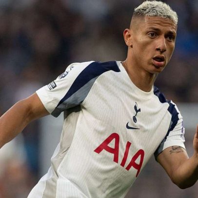 Richarlison faz desabafo sobre saúde mental no futebol e terapia