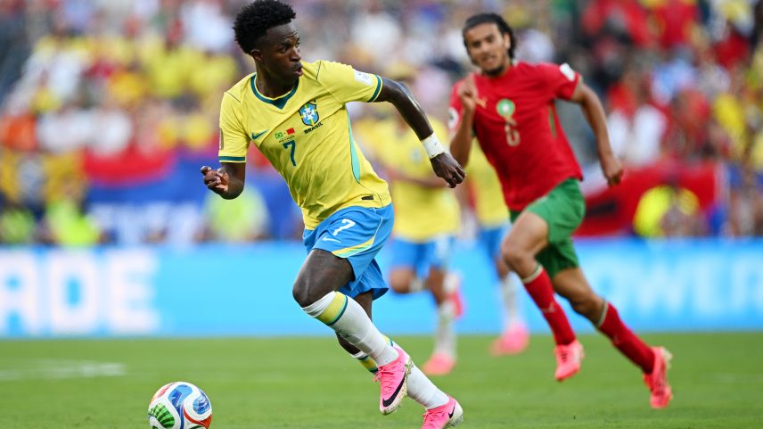 Brasil sai atrás, reage com Vini Jr. e empata com Marrocos na estreia da Copa