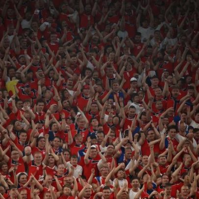 A cada gol da Noruega na Copa, Bergen fica em alerta