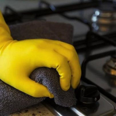 Truque simples facilita a limpeza do fogão