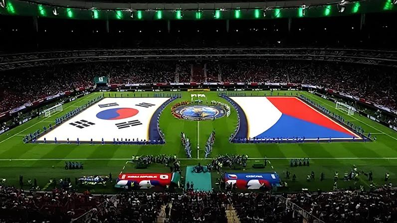 Mexicano se desculpa por gesto racista durante a Copa do Mundo