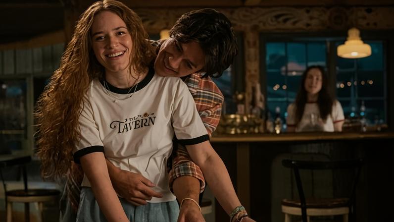 Review de Every Year After descreve romance envolvente, mas visto como trash