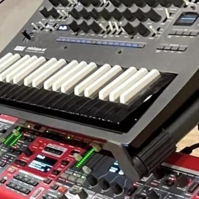 Tecladista de São Paulo tenta recuperar instrumentos furtados