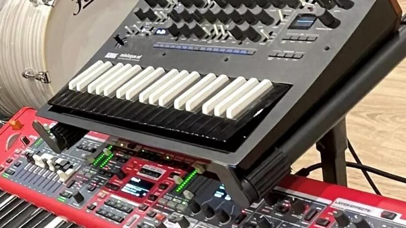 Tecladista de São Paulo luta para recuperar instrumentos furtados