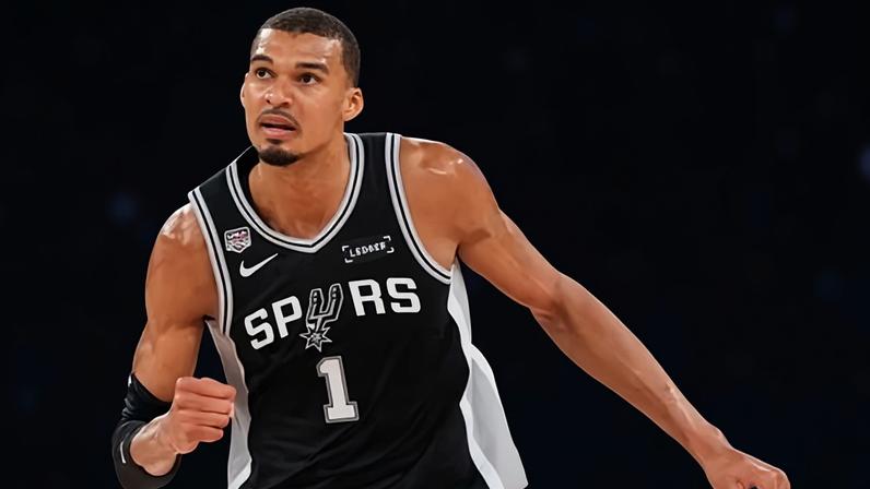 Fãs dos Knicks hostilizam Wembanyama com vaias e ovos após o Jogo 4