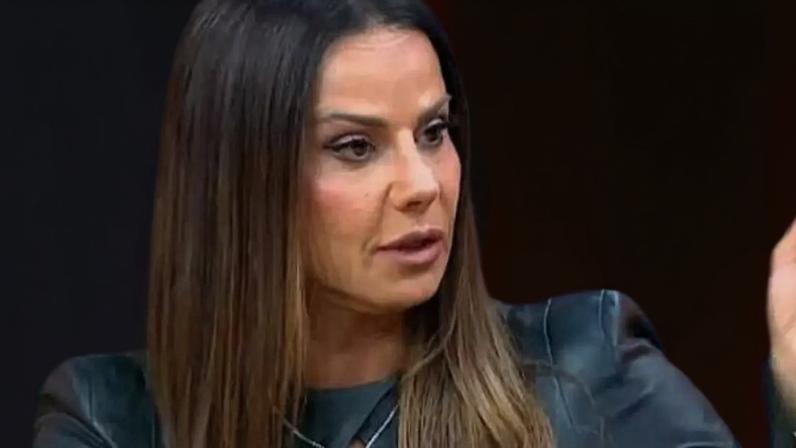Viviane Araujo relembra período em que participou de banda de forró
