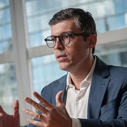 Ata do Copom elimina ruído e aponta pausa nos cortes da Selic, diz AZ Quest