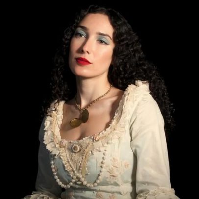 Bedouine comenta a estranheza da vida árabe fora do Oriente Médio