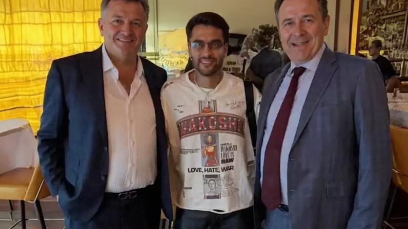 Neymar almoça em churrascaria de Nova York em dia de folga da seleção