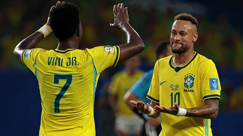 Neymar e Vini Jr. comemoram vitória do Brasil contra a Escócia na Copa do Mundo