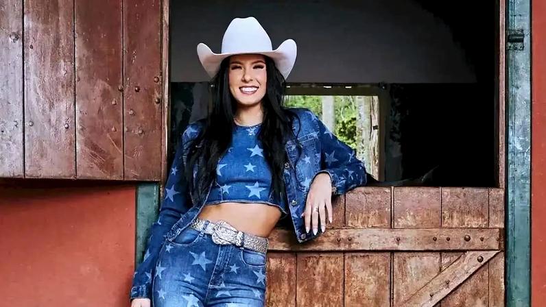 Ana Castela diz que 'vai ligar para ele' no Dia dos Namorados