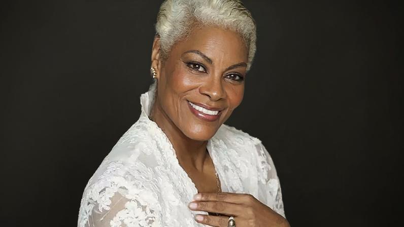 Dionne Warwick anuncia turnê de despedida no Brasil