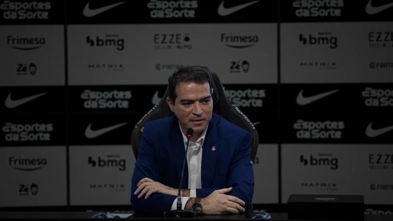 Marcelo Paz (à direita) e Osmar Stabile: diretoria mapeia possíveis reforços –