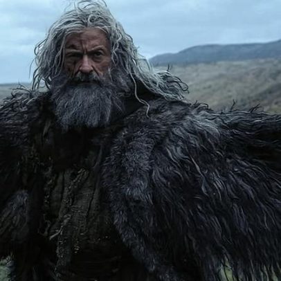 A Morte de Robin Hood: Hugh Jackman aprofunda o tom sombrio do drama