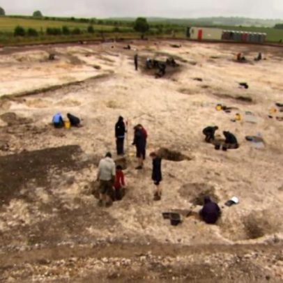 Arqueólogos encontram corante púrpura raro em túmulos romanos na Bíblia