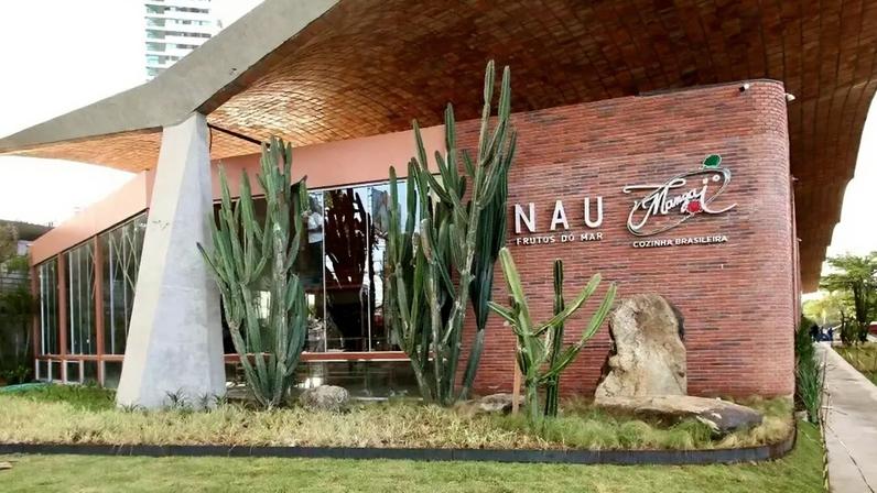 Restaurantes Nau e Mangai.
