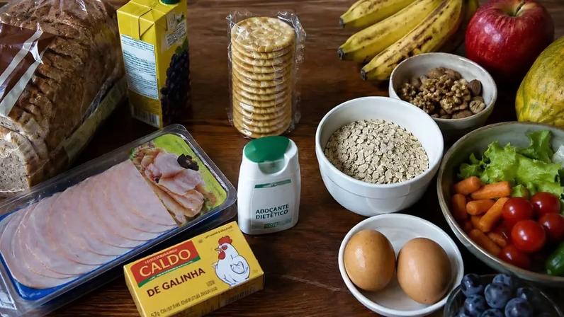 Alimentos considerados saudáveis que merecem atenção após os 60 anos