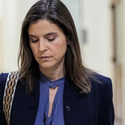Republicanos pedem investigação sobre dois acusados pelo assistente de Epstein