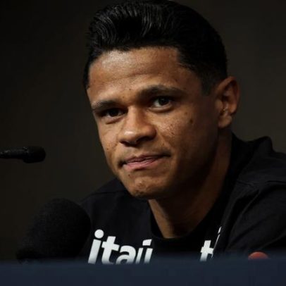 Douglas Santos projeta mudança de postura contra o Haiti e fala sobre Neymar