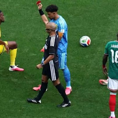 Abertura da Copa 2026 tem três expulsões; edição com mais expulsões