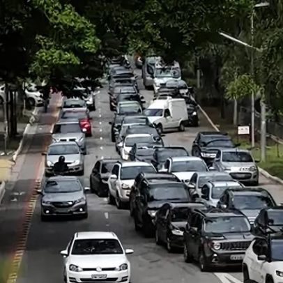 Rodízio de veículos permanece em SP em dia de Brasil na Copa