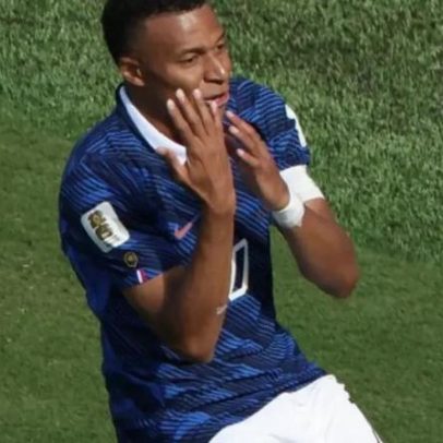 Mbappé supera Pelé e Messi, mas exalta a França e a equipe