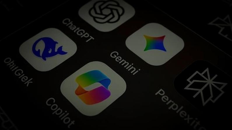 AI apps on a smartphone: many experts think Europe is lagging behind the US and China, and the continent needs to wake up to the implications.
