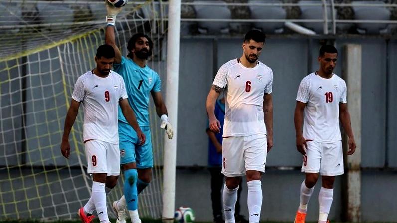 29.mai.2026 - Os iranianos Saeed Ezatolahi, Mehdi Taremi, Ali Nemati e Alireza Beiranvand