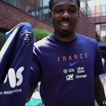 Estrelas da França retornam às camisas de seus primeiros clubes
