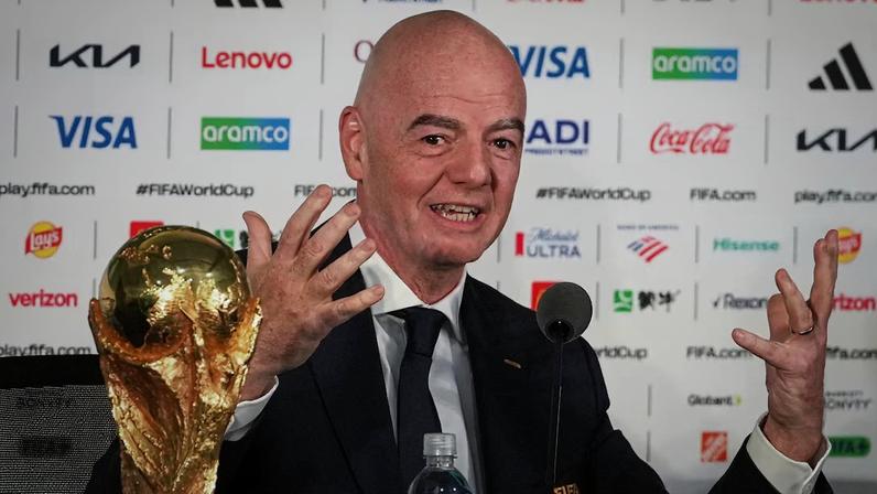Infantino se pronunciou pela primeira vez após a polêmica com o árbitro somali que ficou fora da Copa do Mundo