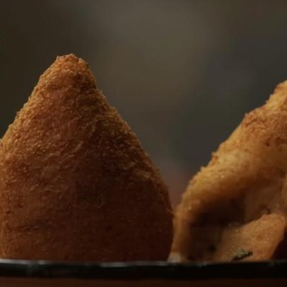 Receita rápida: coxinha de bobó de camarão em um minuto
