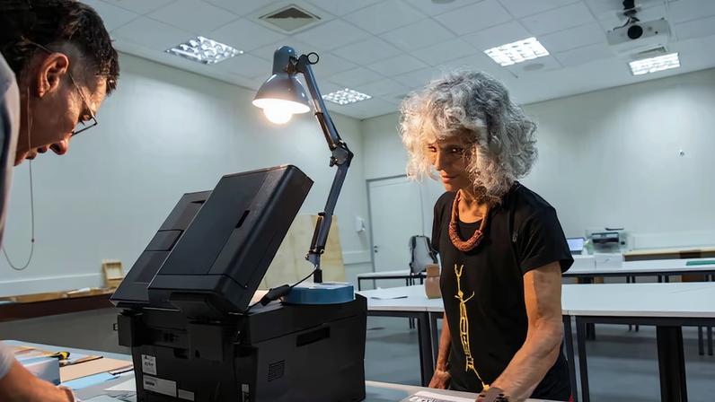 ‘Errâncias’ é um convite para acessar um laboratório de criação. Foto: Colagem de Thais Barroco com fotos de Fernando Siqueira/Divulgação e Edith Derdyk/Divulgação