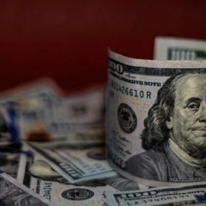 Dólar estável e bolsa cai, mesmo com alívio no acordo EUA-Irã