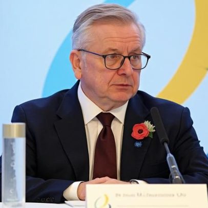 Sturgeon e Gove se unem para reality show de wargame