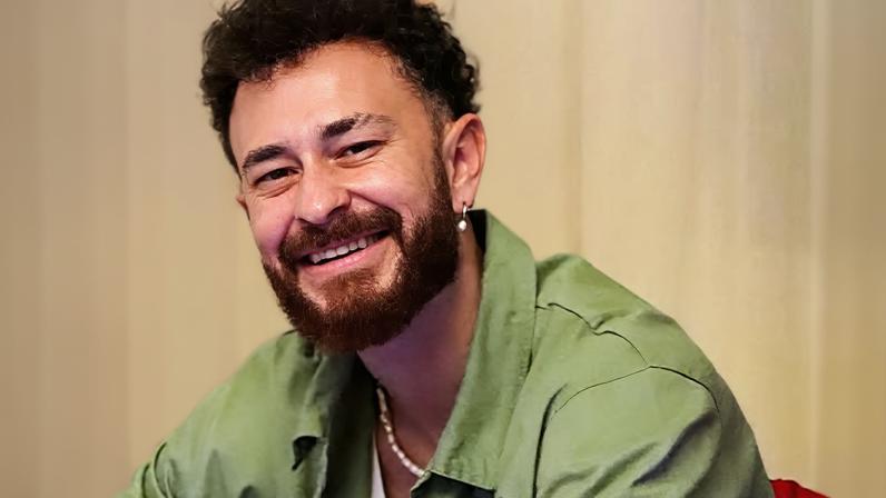 Fred Bruno curte Carnaval de São Paulo com ex-bailarina do Faustão - Metrópoles