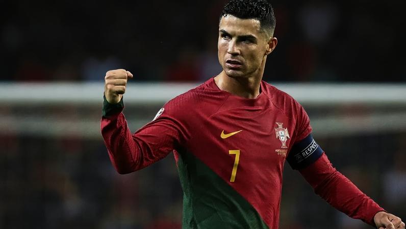Cristiano Ronaldo, aos 41 anos, sobre sua rotina de exercícios e dieta: 'O mais importante é a consistência, se você tiver, vai ser bom no futuro'.