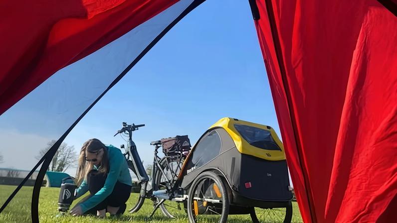 Phoebe Smith gets cooking at the Walton-on-Thames campsite.