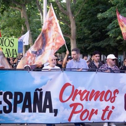 Milhares de evangélicos participam de dia nacional de oração em 45 cidades