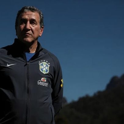 Parreira segue internado com inflamação pulmonar e deverá operar