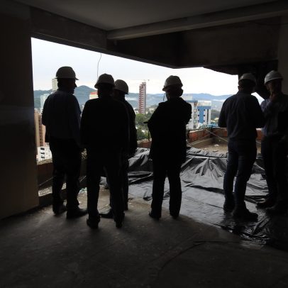 Expectativa de novos empreendimentos na construção sobe em junho, aponta CNI