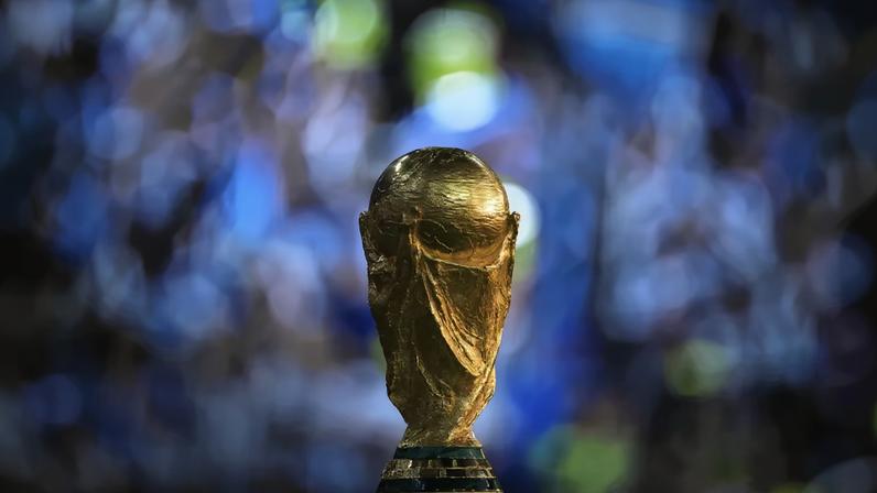 Taça da Copa do Mundo final será no dia 19 de julho — Foto: André Durão/ge