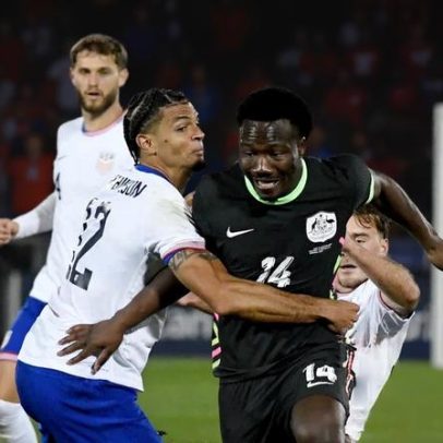 EUA e Austrália se refletem, sem hostilidade na Copa
