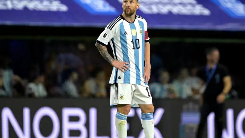 Messi na derrota da Argentina para o Uruguai -