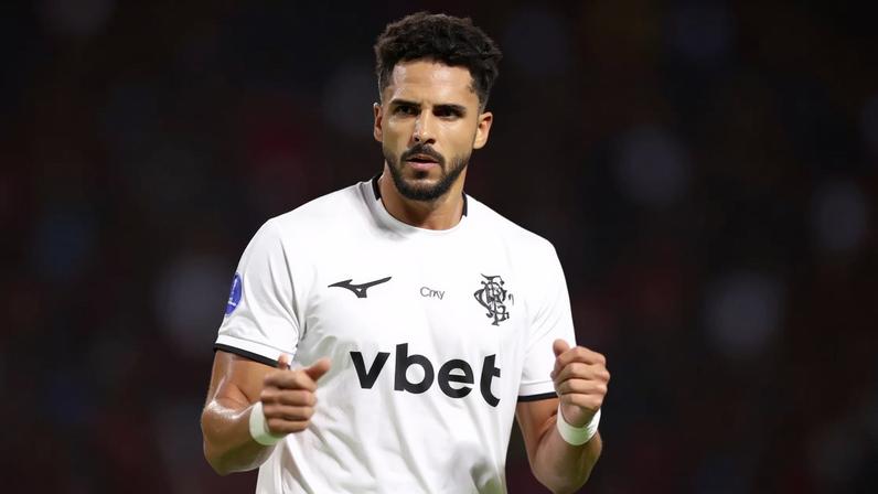 Chris Ramos, que pertence ao Cádiz (ESP), seguirá no Botafogo –