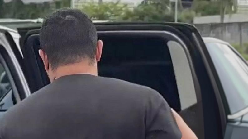 Um delegado e dois policiais civis foram presos nesta terça (2).