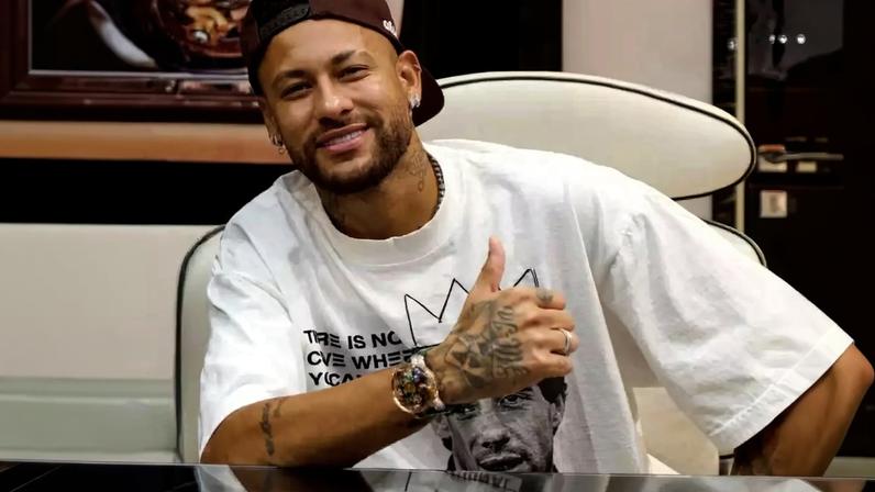 Neymar compra relógio de 1 milhão de dólares em Nova York